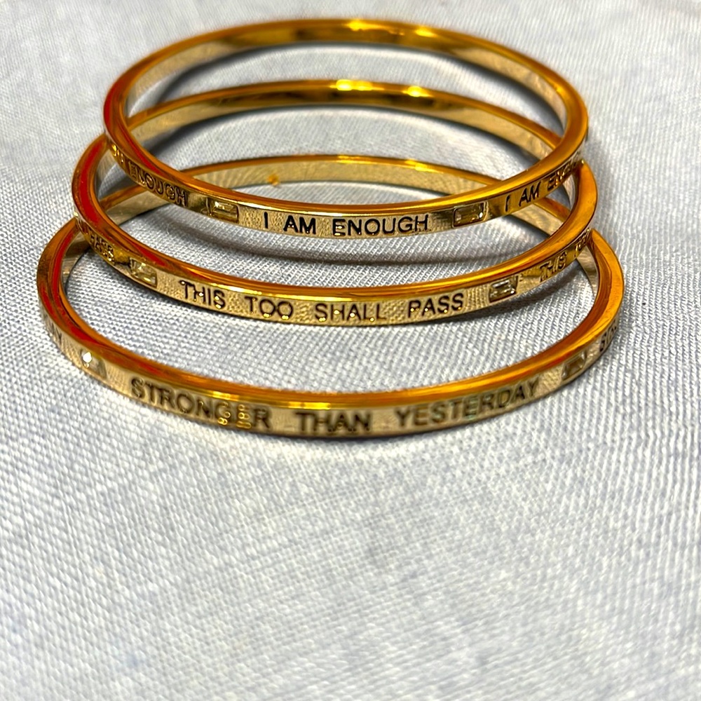 3 Bracelets